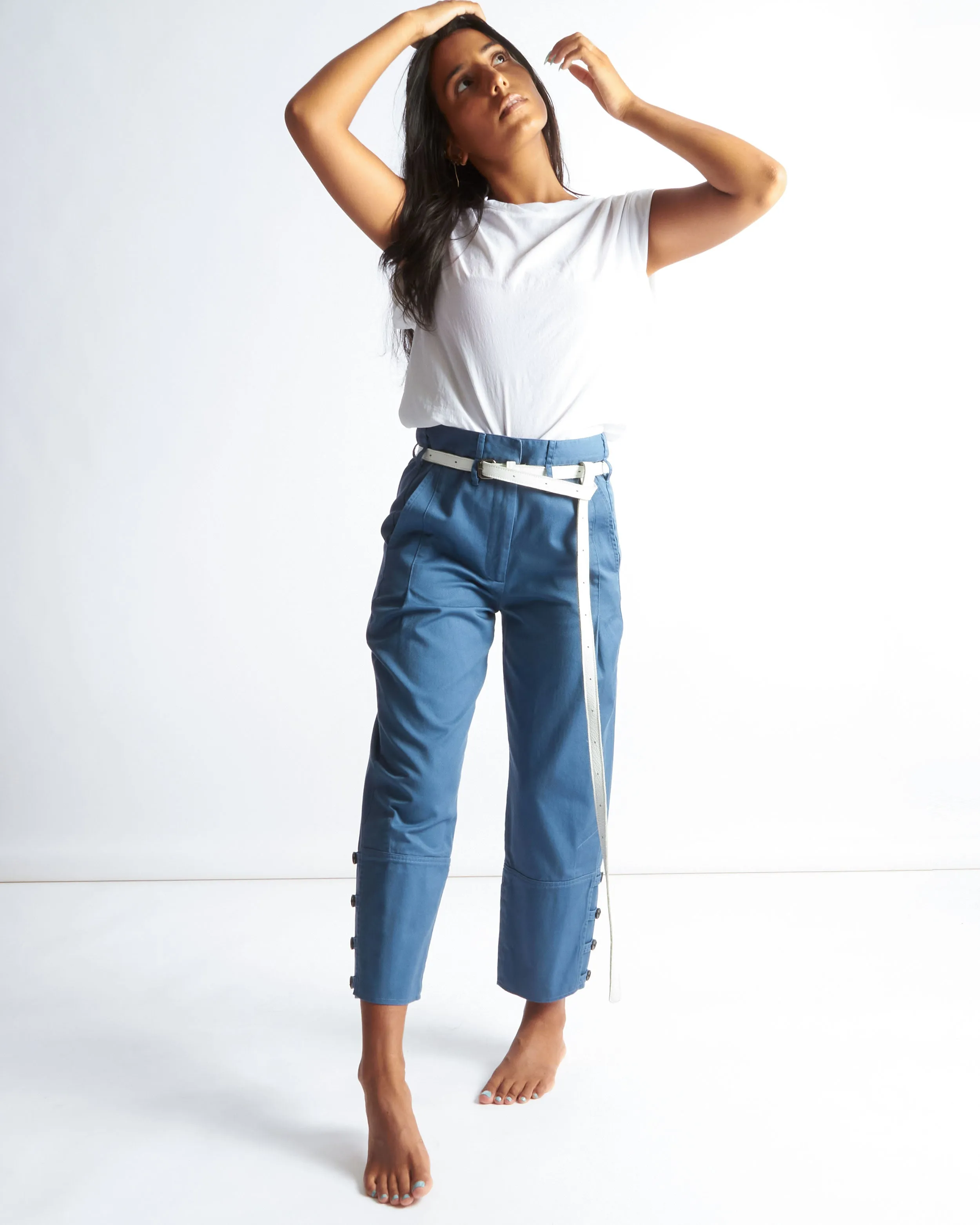 anishka pant