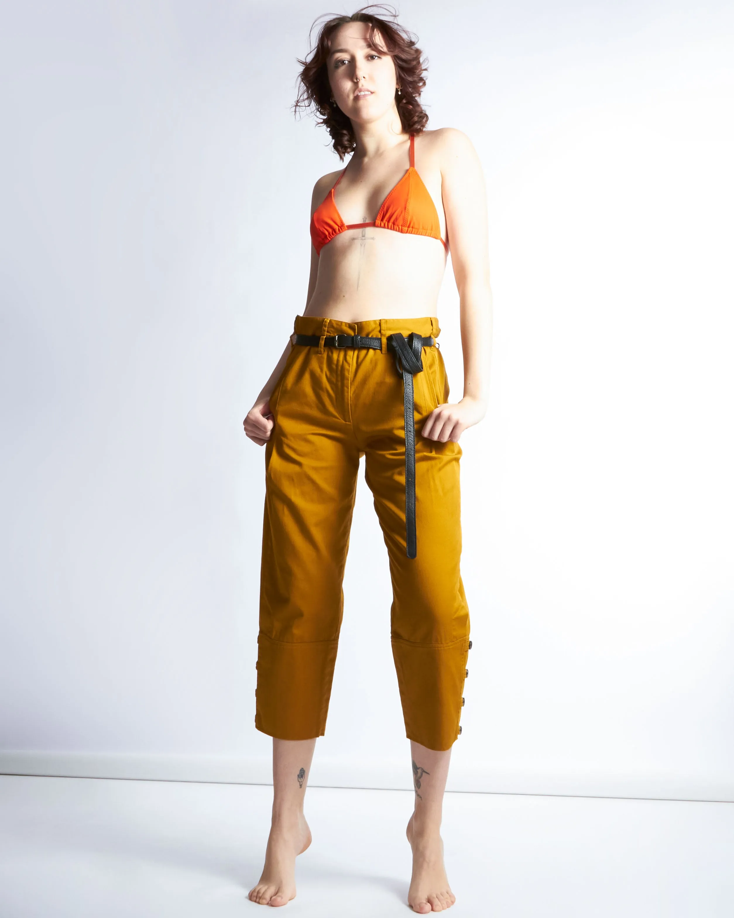 anishka pant