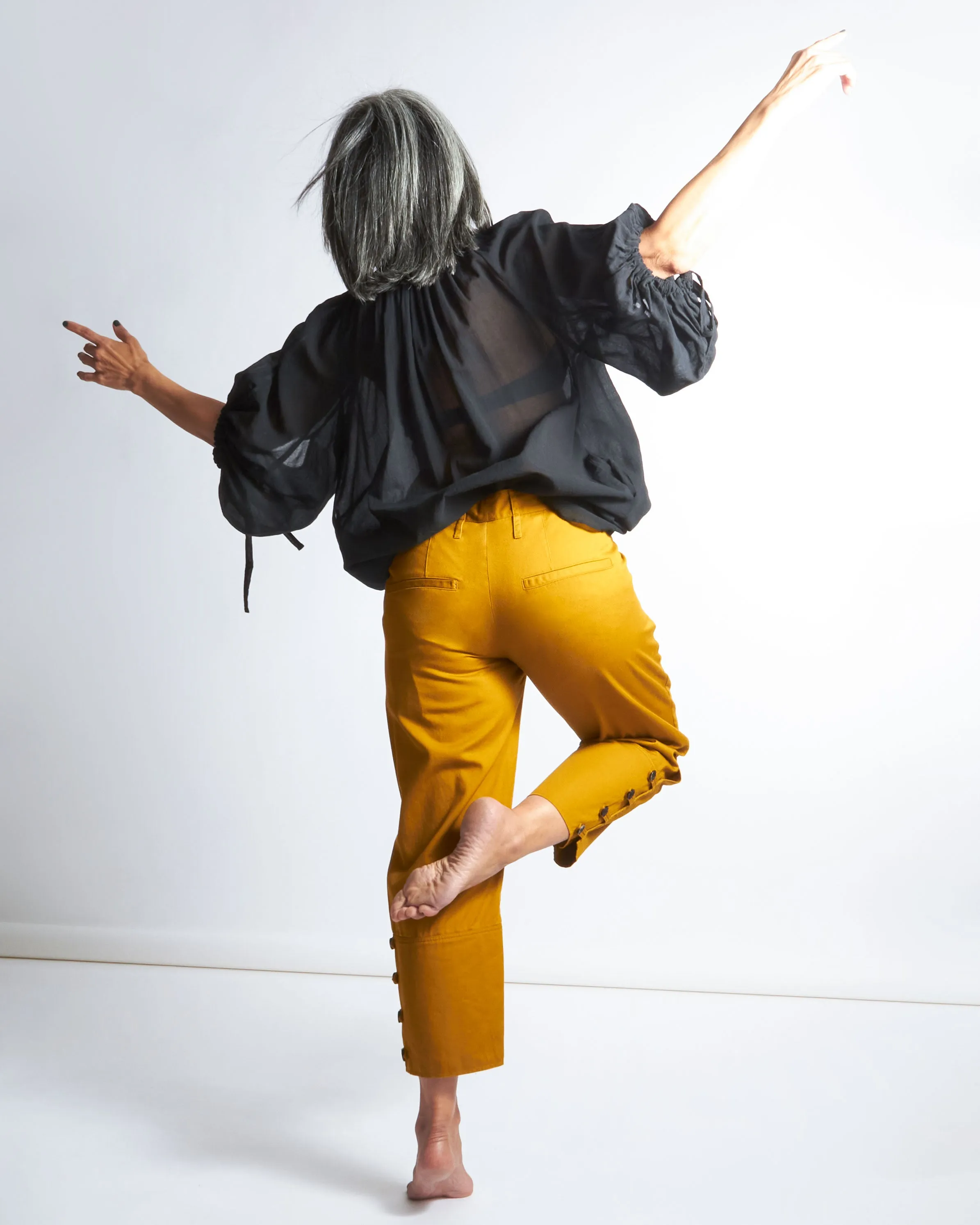 anishka pant