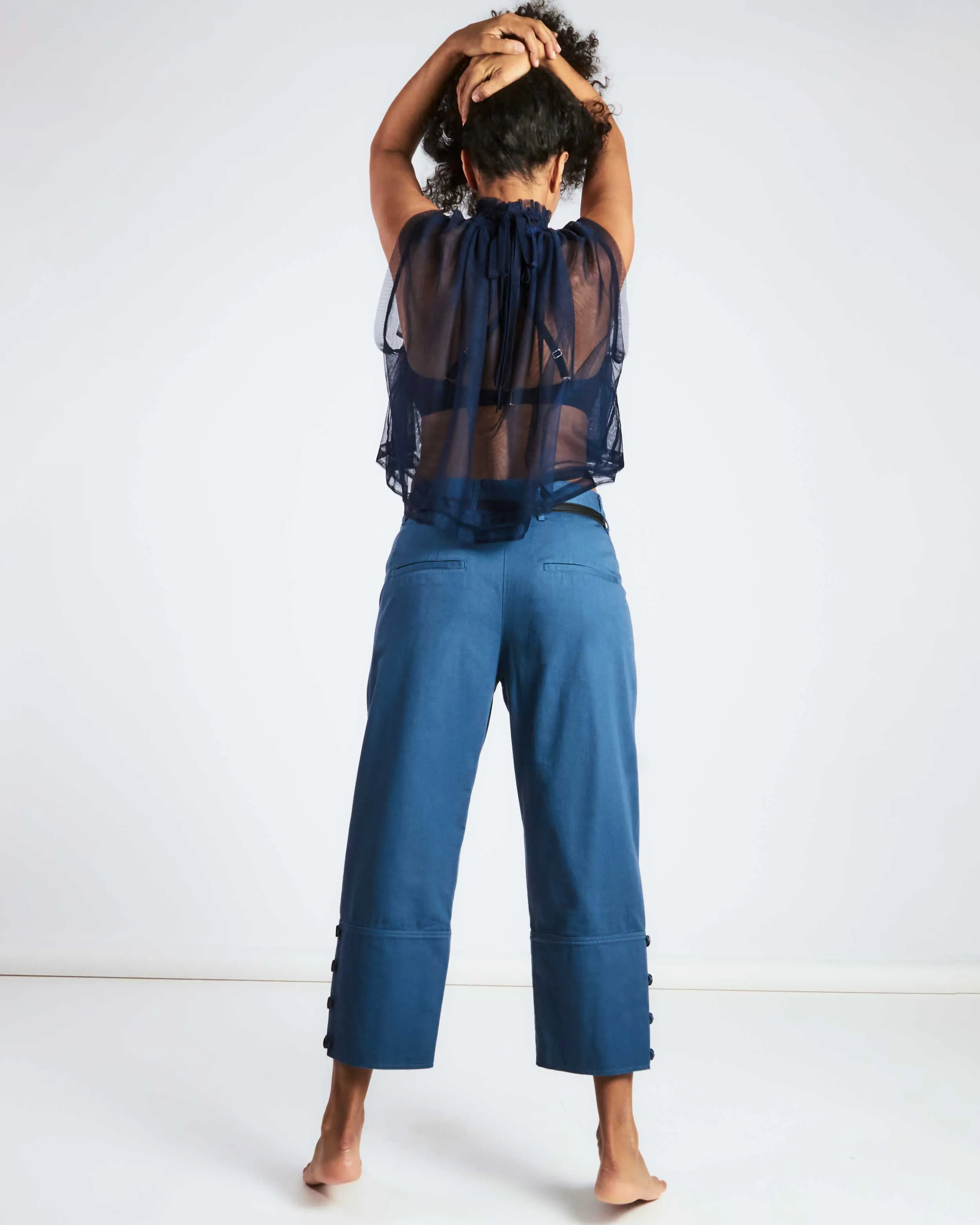 anishka pant