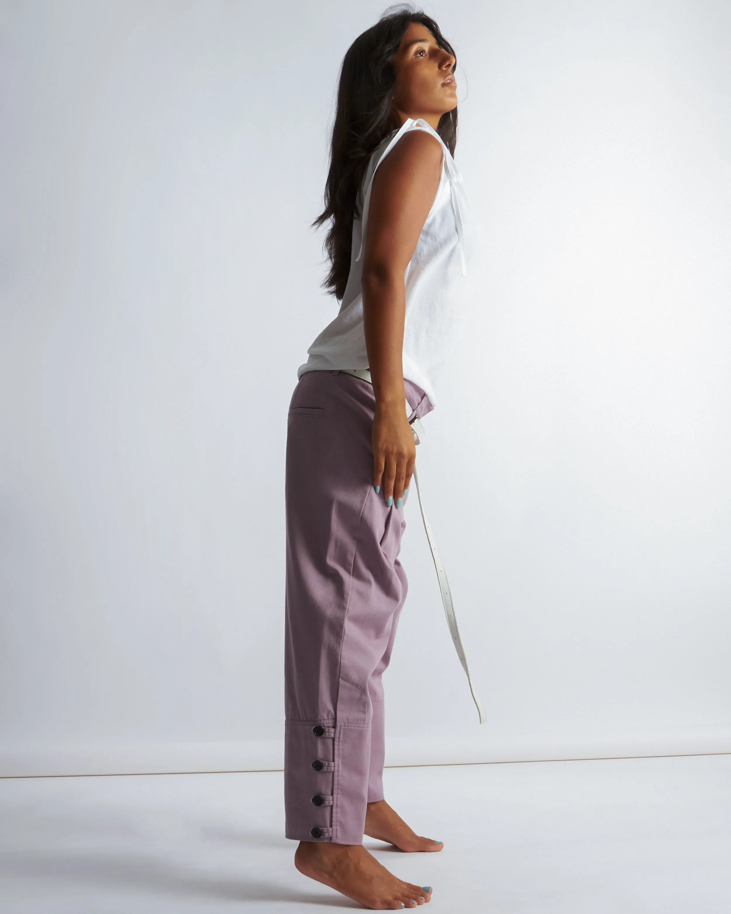 anishka pant