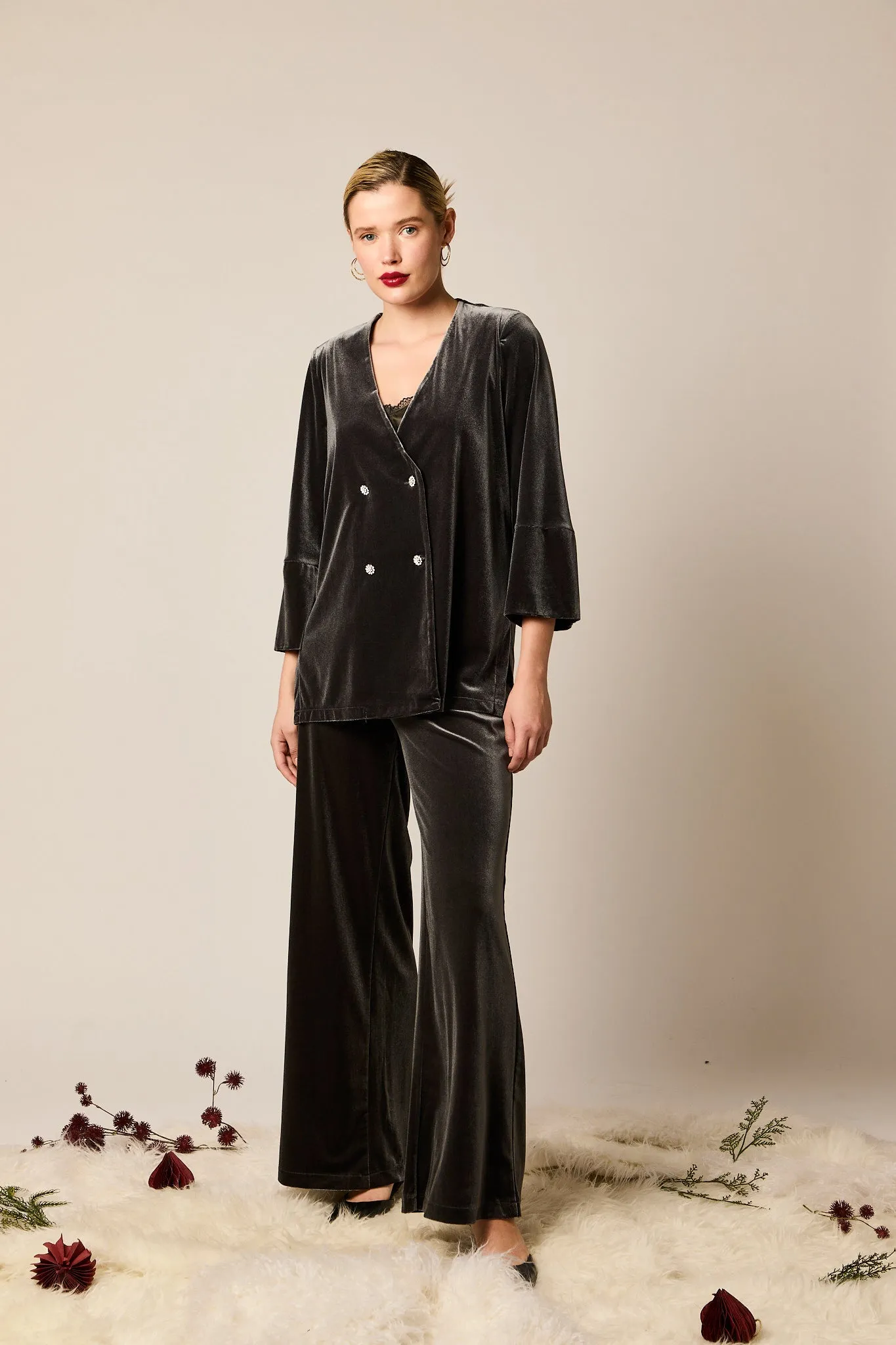 Blazer botones joya terciopelo gris