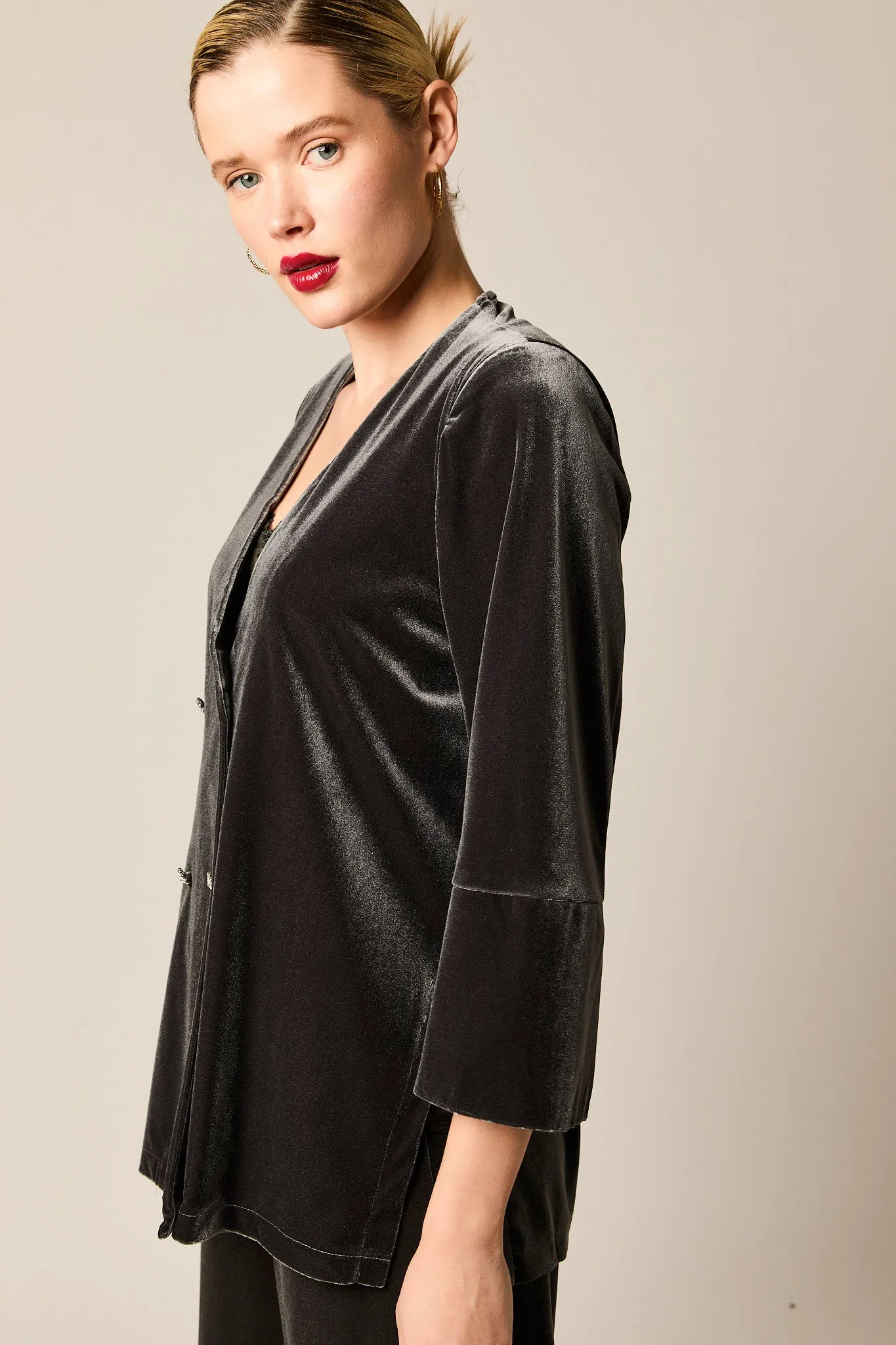 Blazer botones joya terciopelo gris
