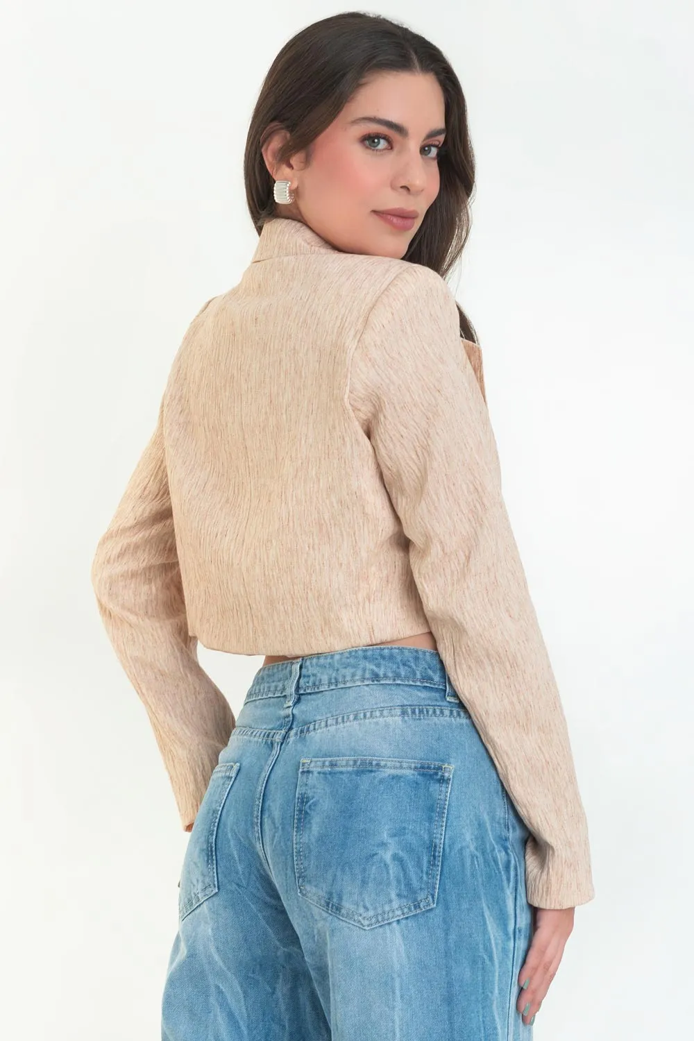 Blazer corto con lazo frontal hombreras