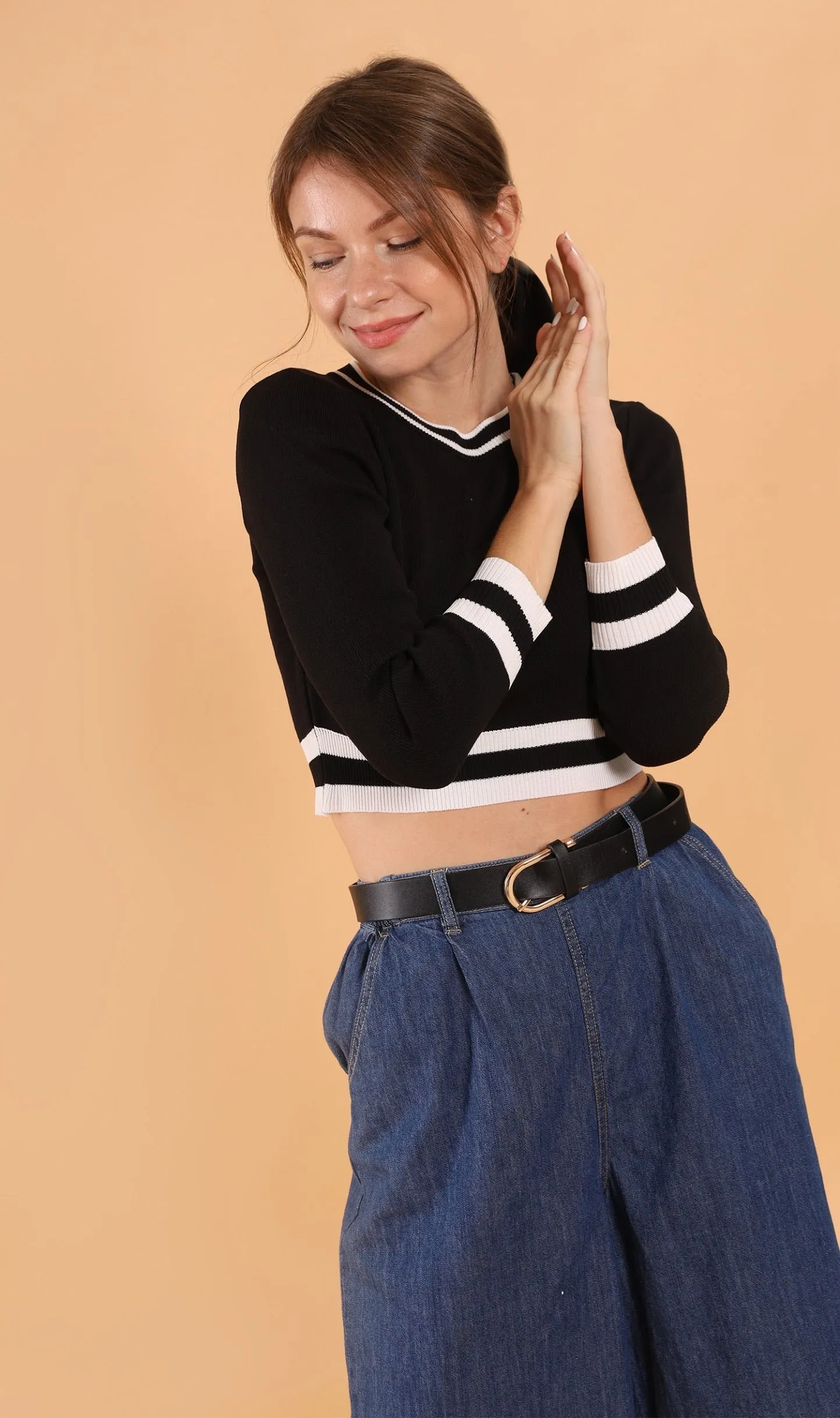 CAMILA Cropped Knit Sweater (Black)