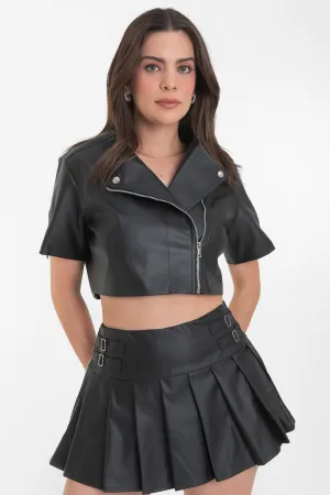Chamarra biker cropped de manga corta