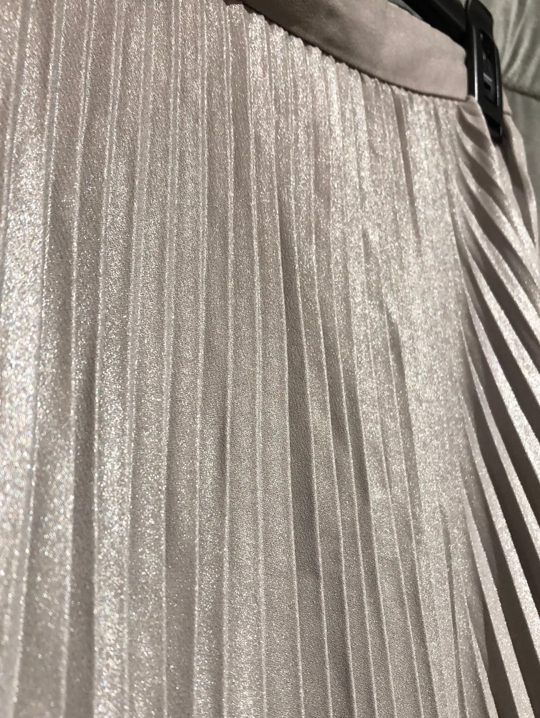 Club Monaco Silver Metallic Pleated Midi Skirt