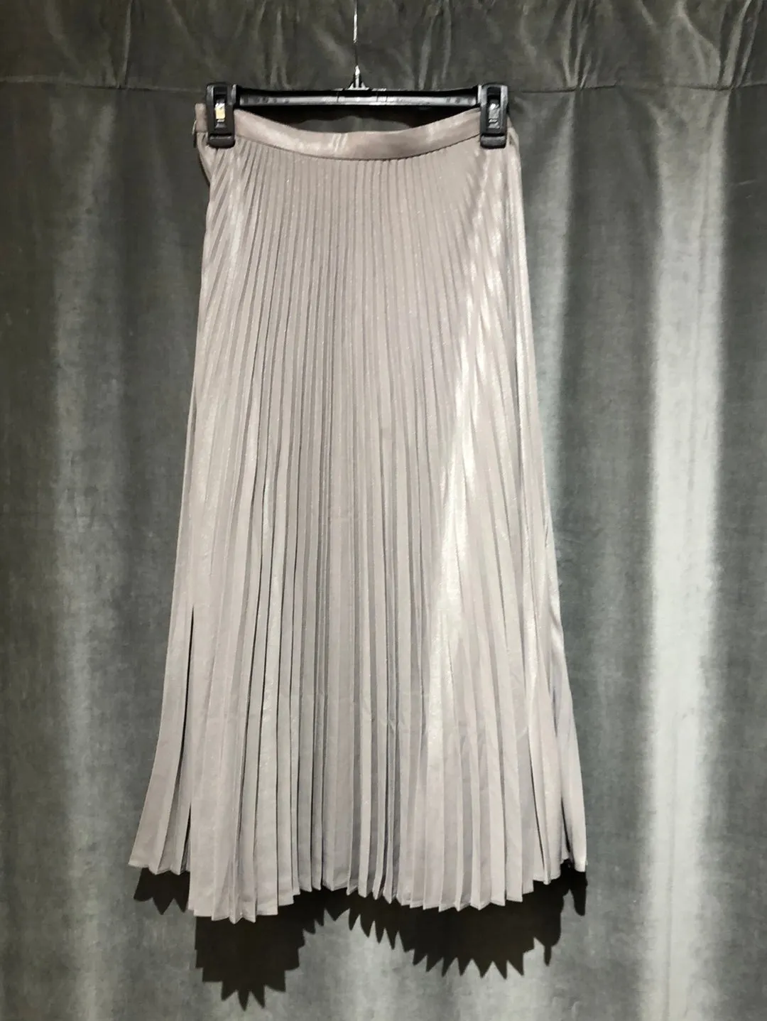 Club Monaco Silver Metallic Pleated Midi Skirt
