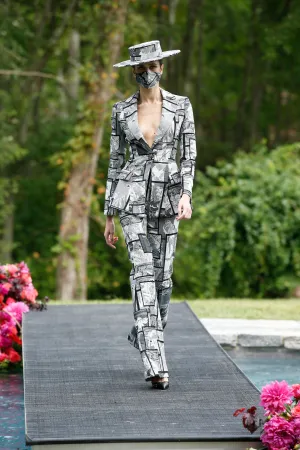 Comic Print Single Button Blazer