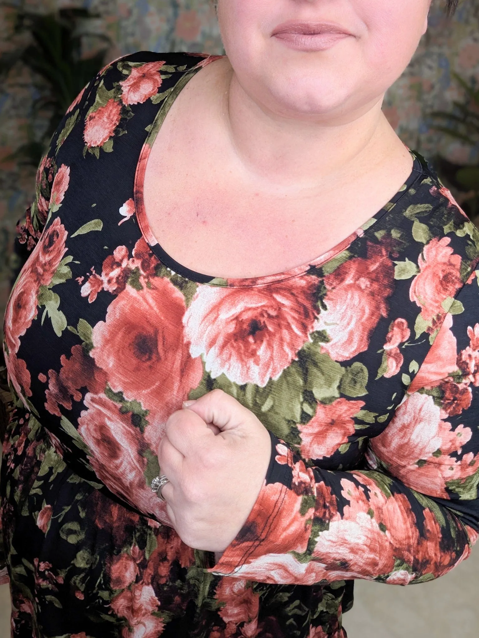 Denise Scoopneck Tiered Top in Dark Roses (2 colors)