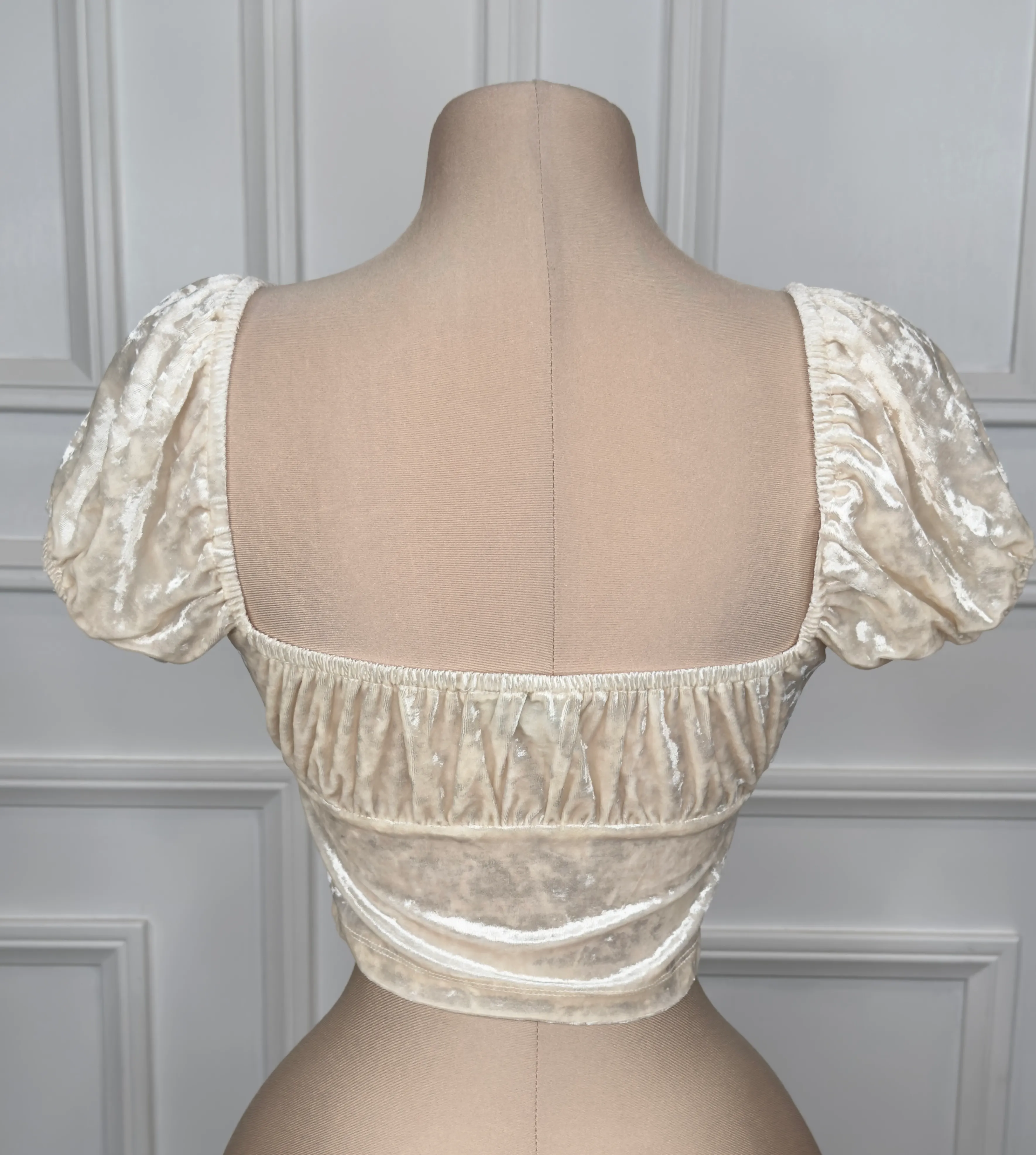 GIGI CREAM TOP