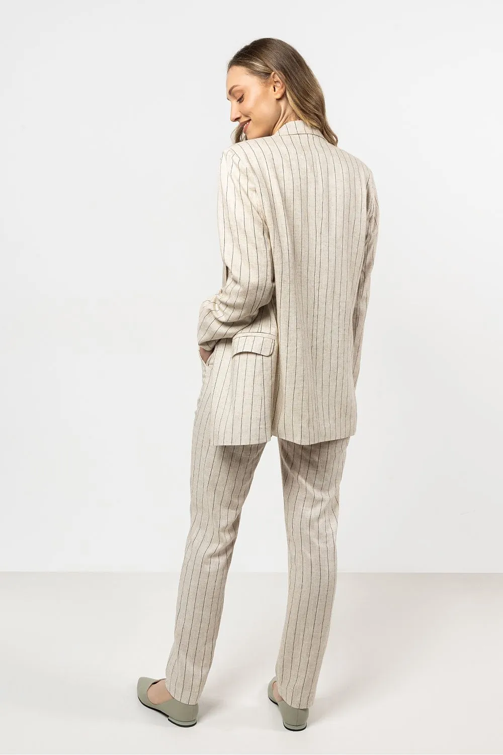 Jacket awama