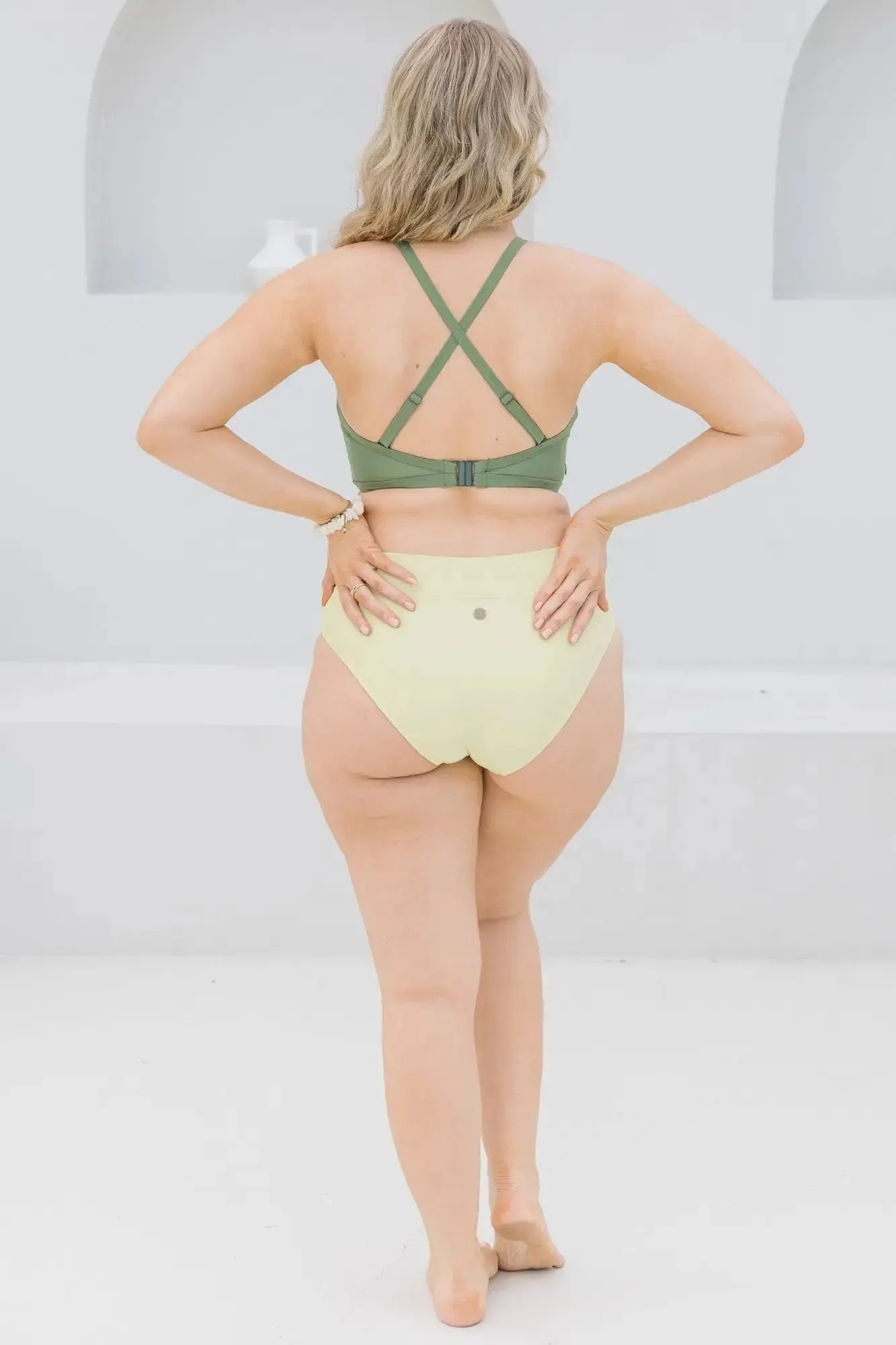 Matcha Full Bottom