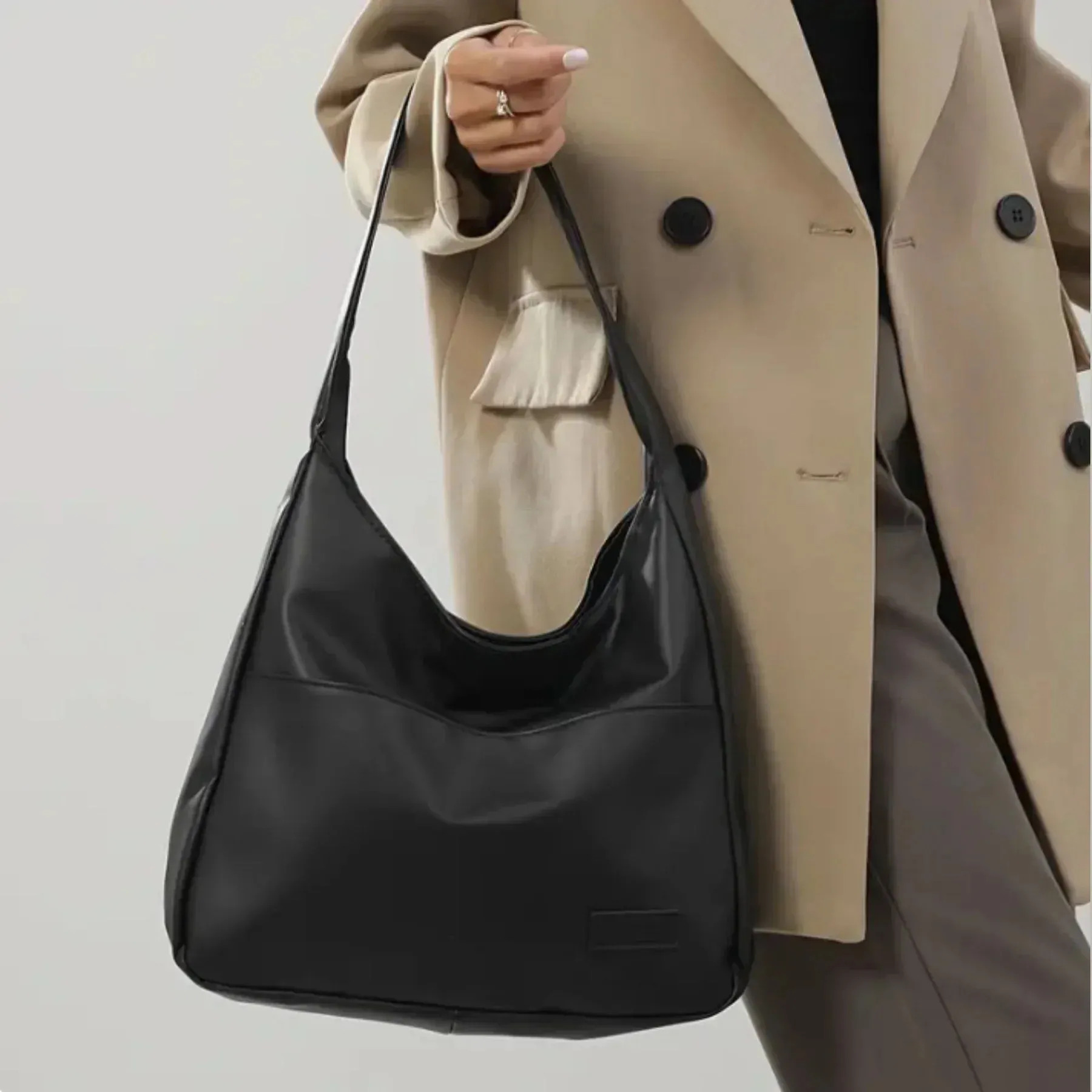 Nayeli® | Your perfect handbag or sports bag