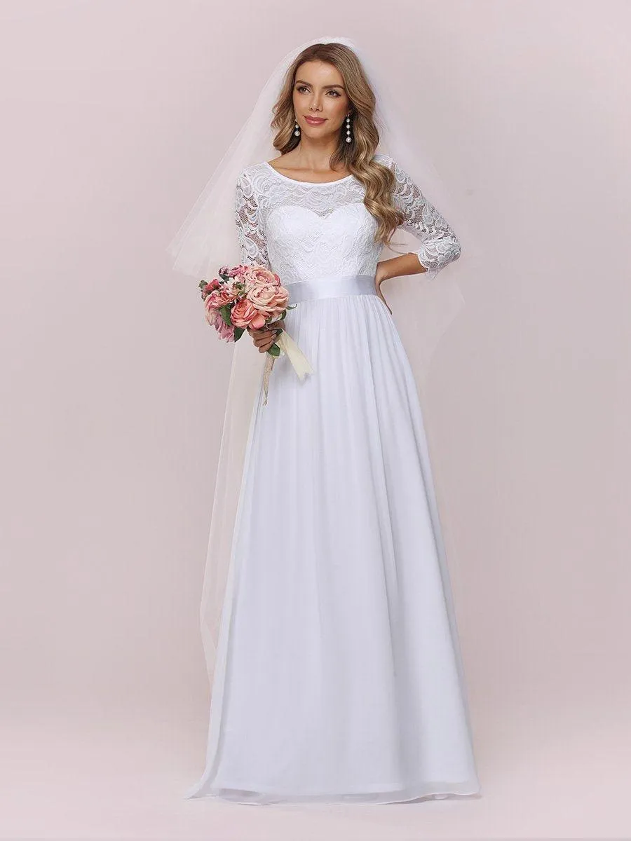 Robe de mariée simple et décontractée en dentelle et mousseline pour le mariage