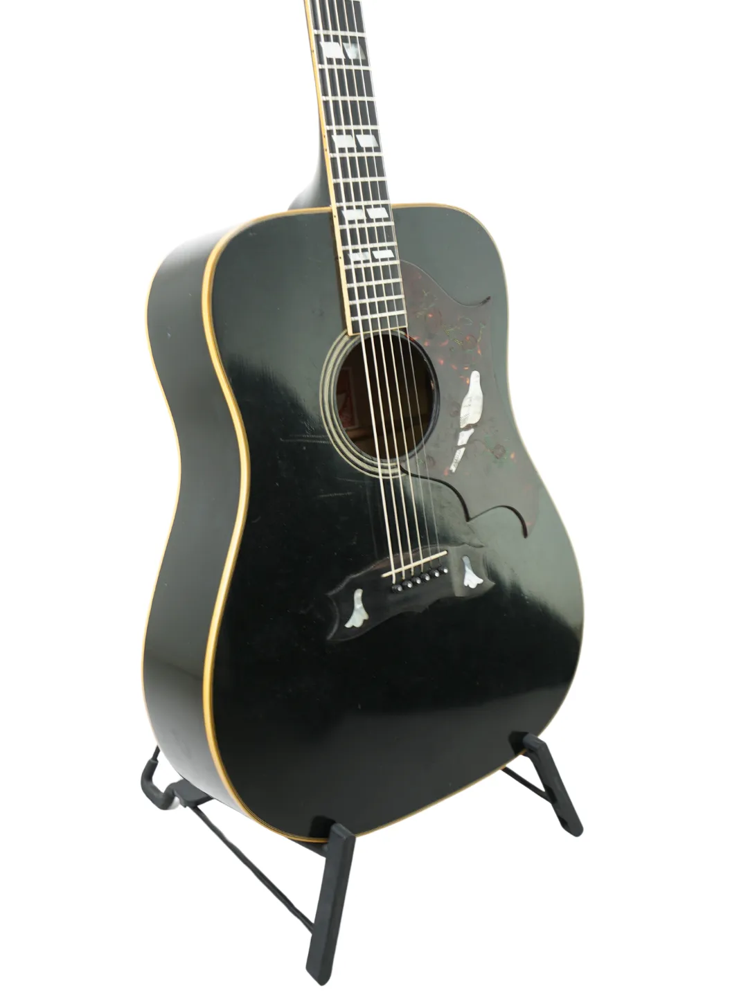 SOLD - Vintage Gibson Dove Custom - USA 1977