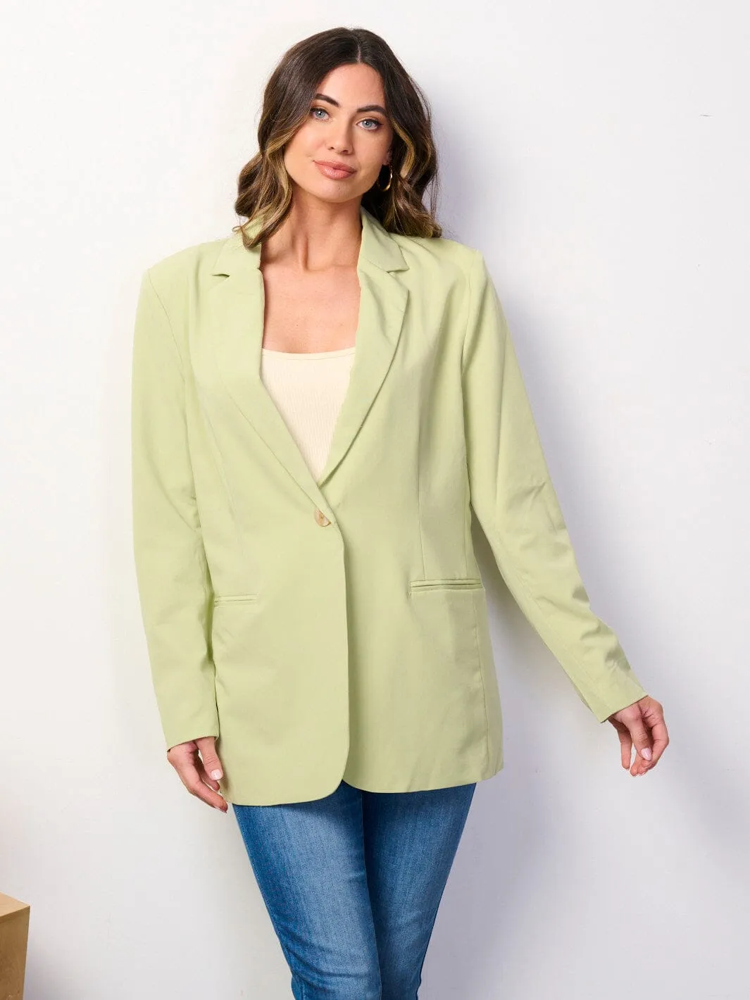 WOMEN'S LONG SLEEVE BUTTON CLOSURE BLAZER