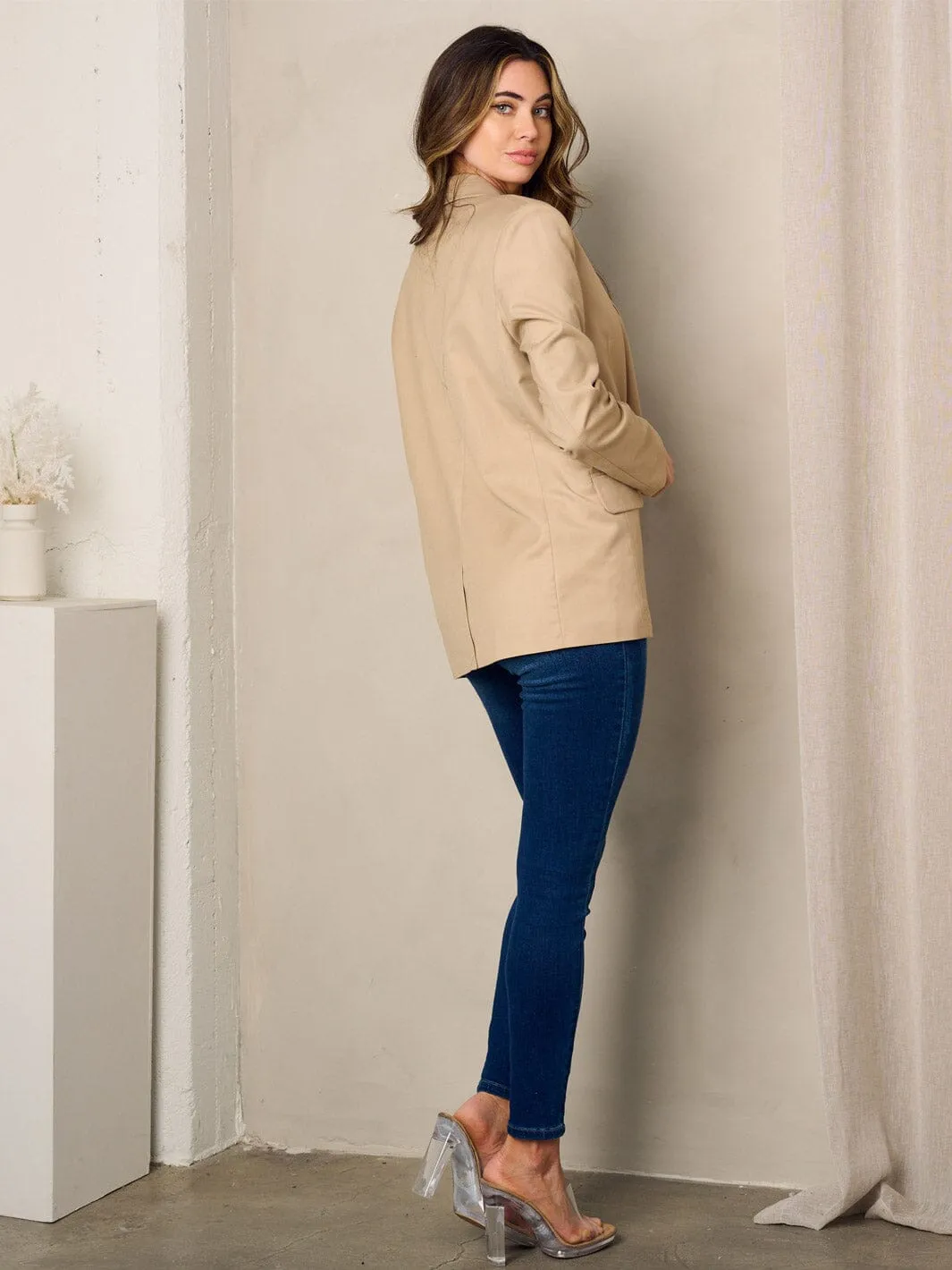 WOMEN'S LONG SLEEVE BUTTON CLOSURE BLAZER