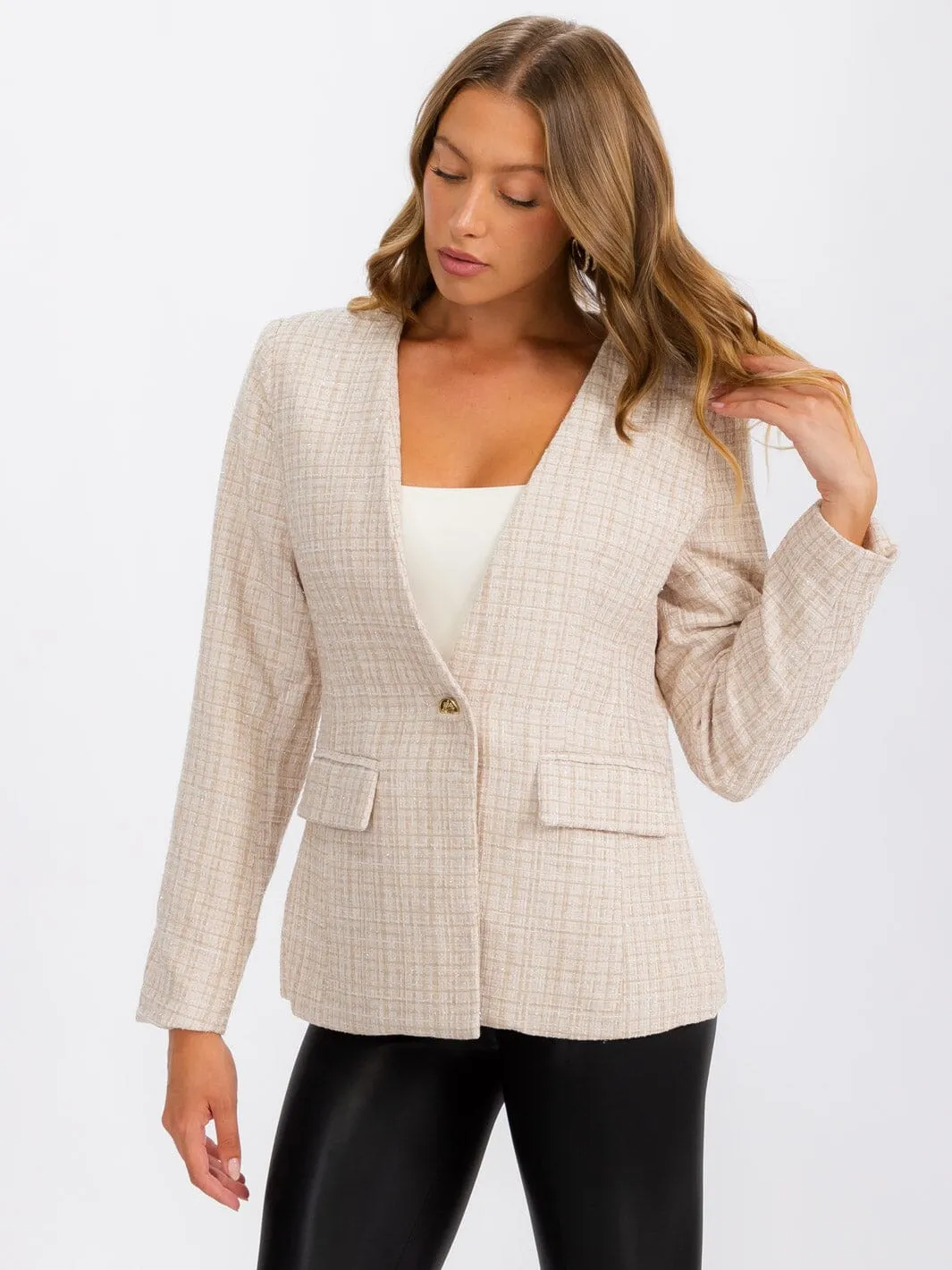 WOMEN'S LONG SLEEVE BUTTON CLOSURE FRONT POCKET BLAZER