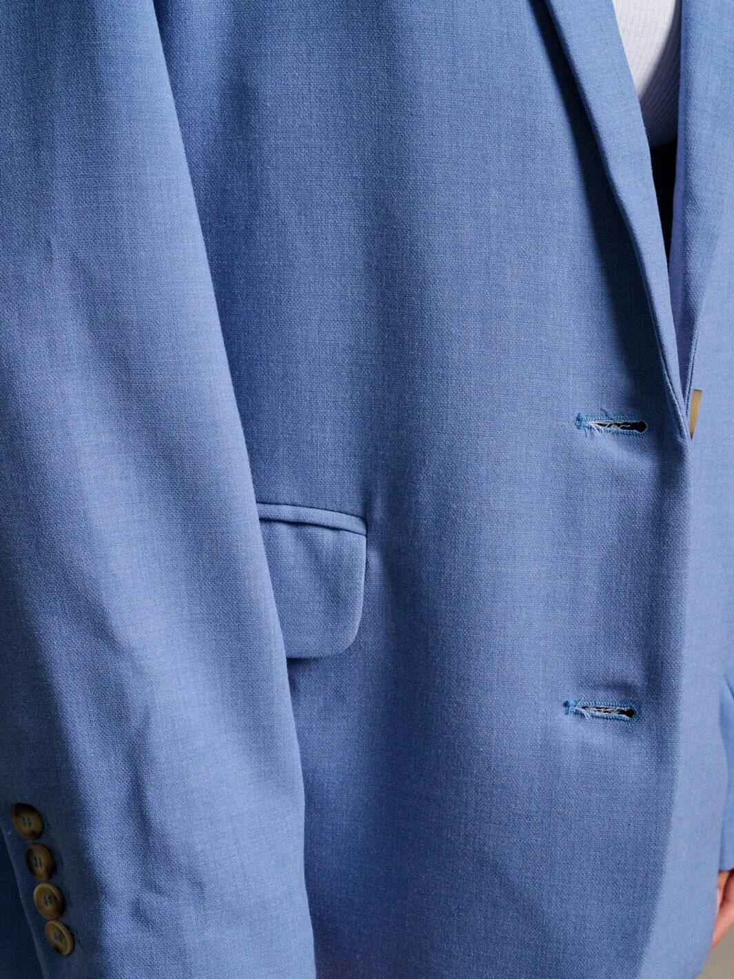 WOMEN'S LONG SLEEVE BUTTON CLOSURE POCKETS BLAZER