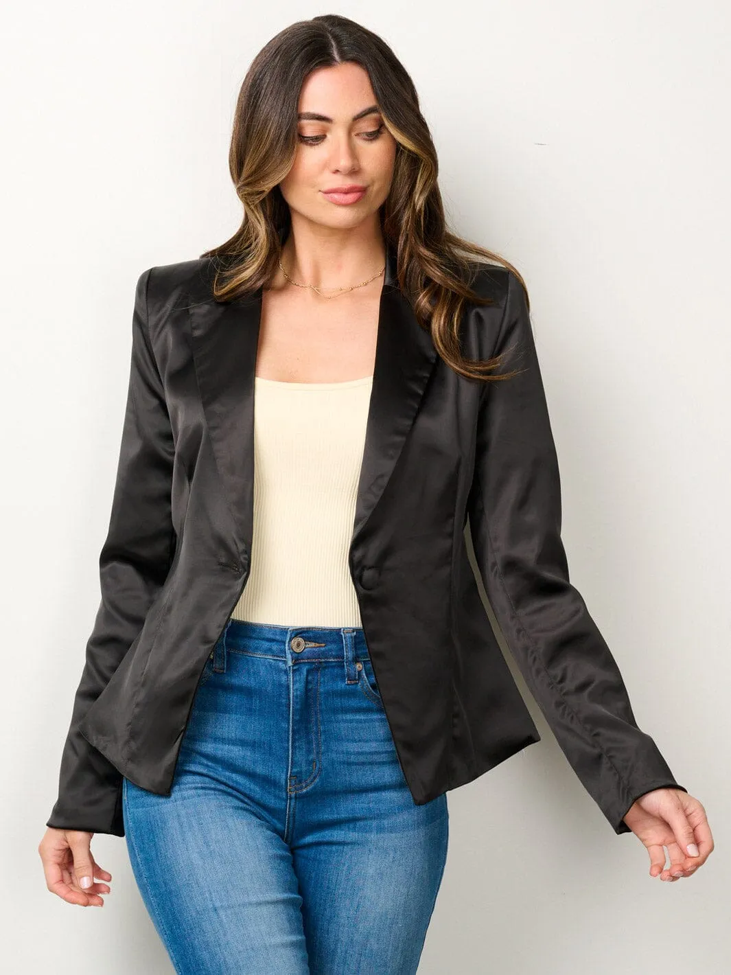 WOMEN'S LONG SLEEVE BUTTON CLOSURE SATIN BLAZER